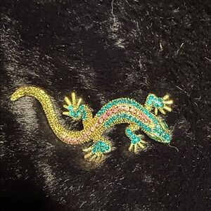 Vintage Rhinestone Gecko Brooch